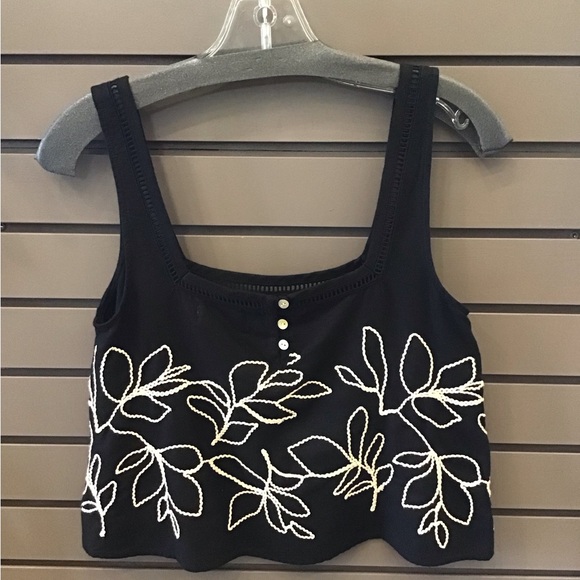 Bella Dahl Tops - Bella Dahl Black Cropped Tank with White Leaf Embroidery